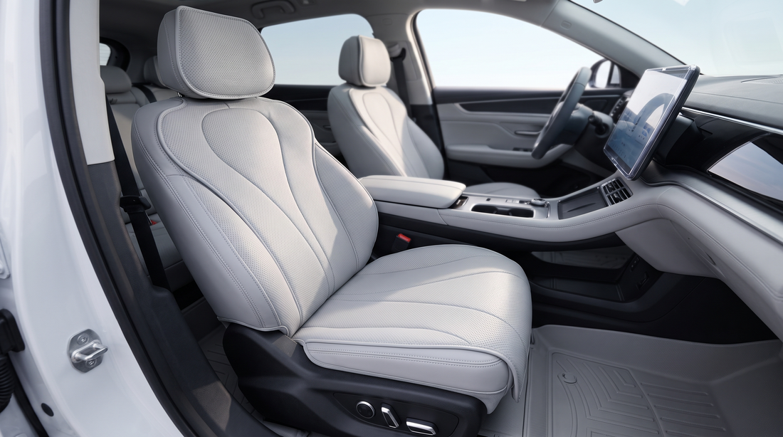 Seat cover, floor mat and screen protection concept for a BYD interior