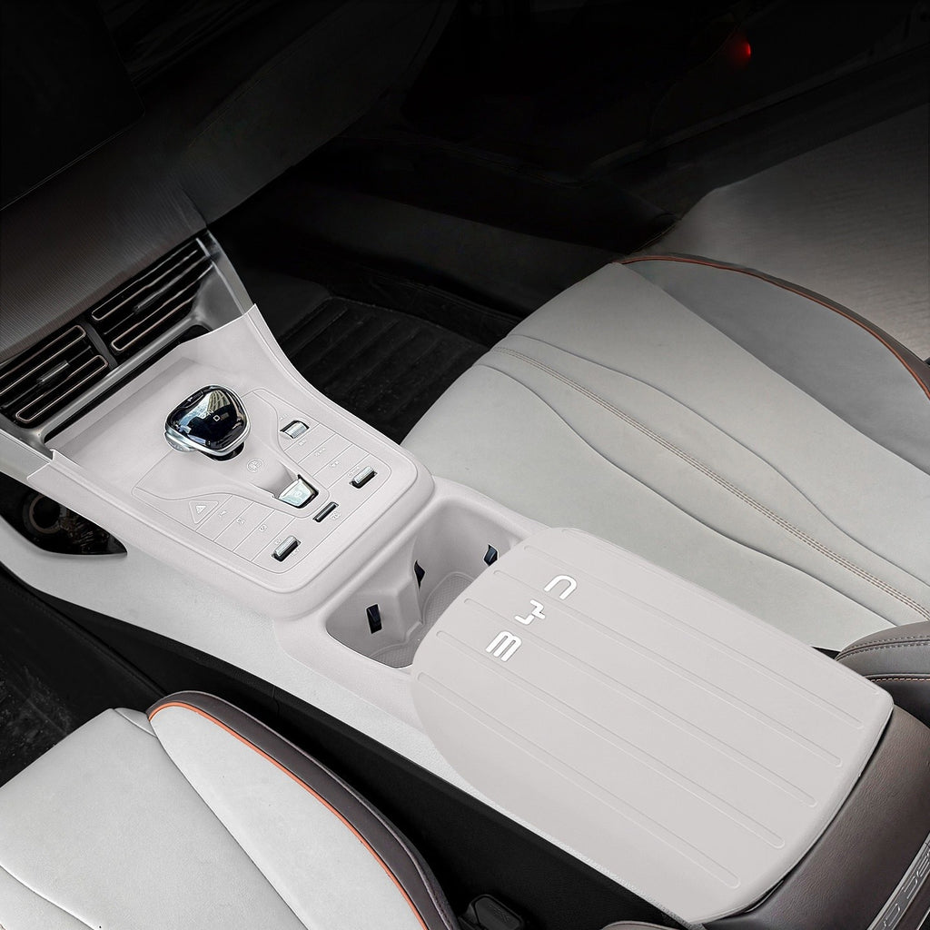 BYD SONG PRO/Sealion 05 EV Wireless Charging Mat Water Cup Holder