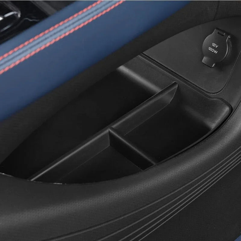 BYD ATTO 3 STORAGE BOX UNDER THE CENTER CONSOLE