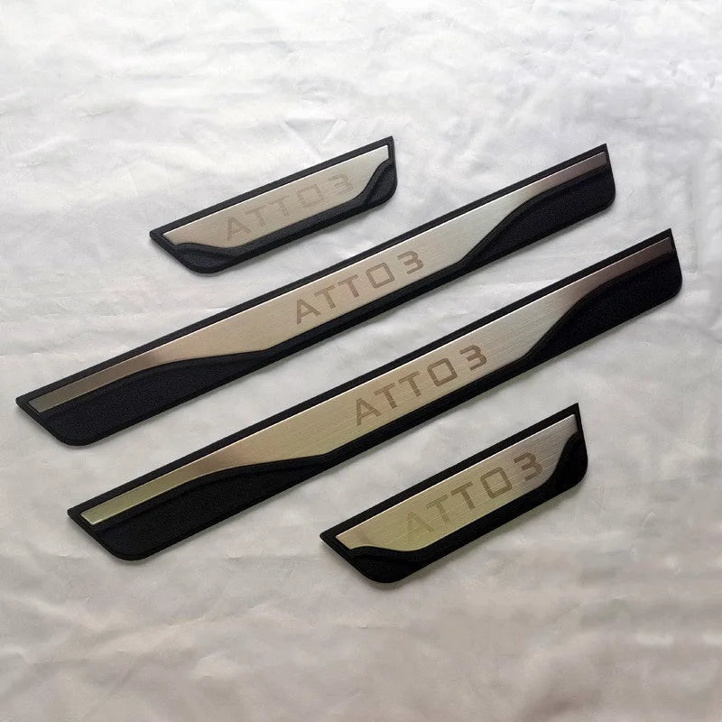 4 protectores de umbral de puerta de coche para BYD ATTO, 3 protectores de borde de puerta de coche con cinta de cuero de fibra. 